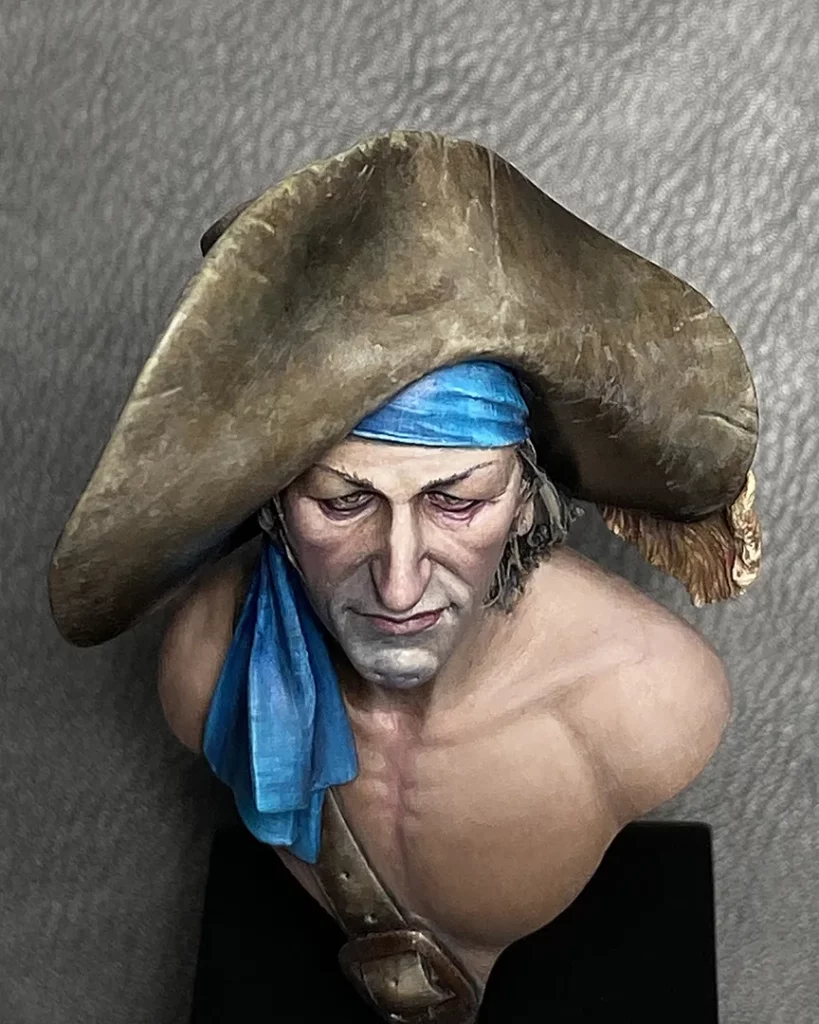 Close-up of finished leather hat on Sad Pirate bust - painting leather elements tutorial by Minichix Studio
