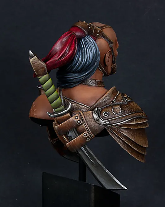 Different angle of the Grinder bust with finished fabric texture - Minichix Studio tutorial on painting texture on miniatures